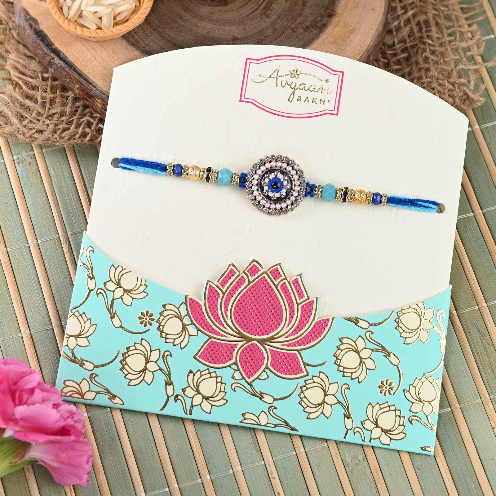 Avyaan Pendant